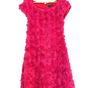 Pink Tartan elevates 3D  Rosette Dress - size 6 in very very good cond Vivid!